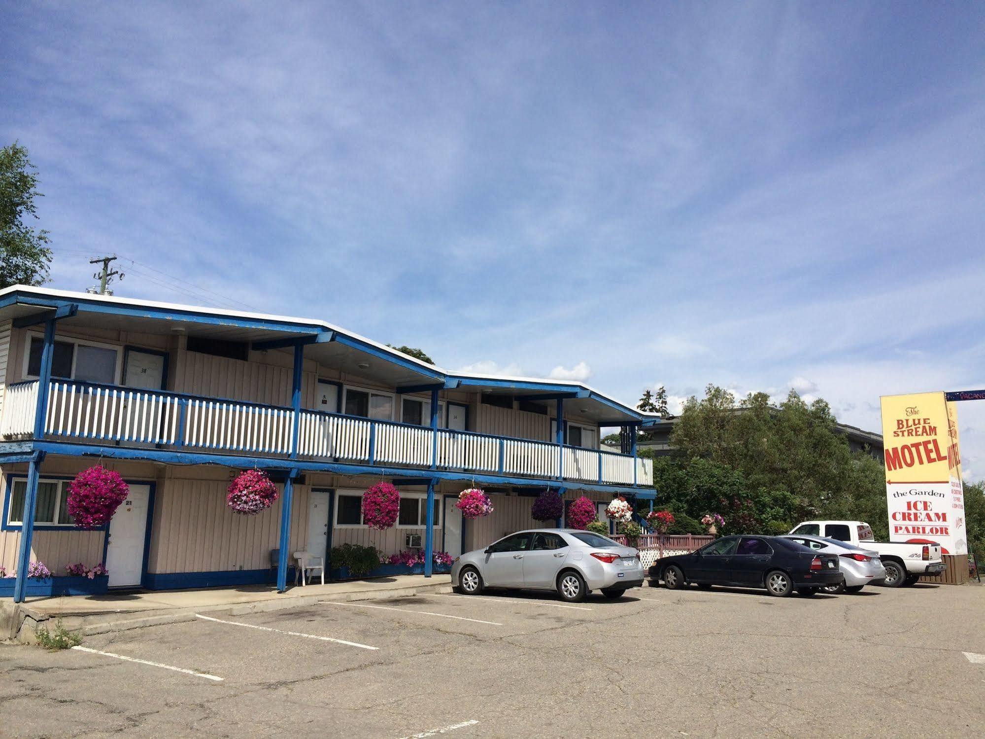 Blue Stream Motel バーノン エクステリア 写真